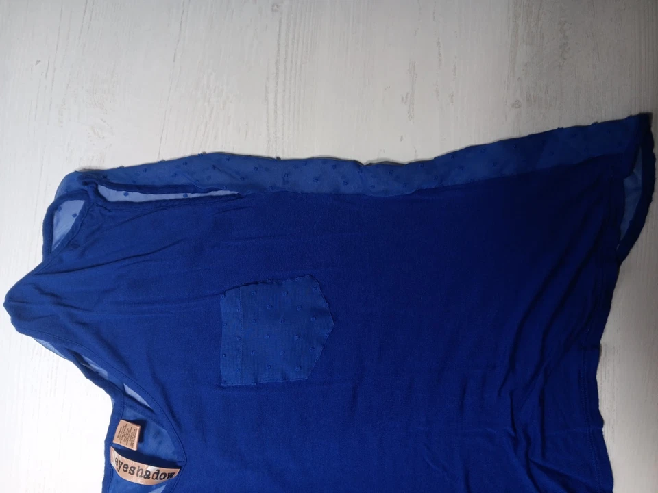 Camisa feminina de bolso sombra M azul royal malha transparente pulôver costas divididas - Imagem 3 de 4