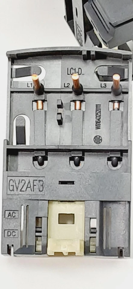 Telemecanique GV2AF3 LC1D 3-Pole Combination Block 32A Lot of 3 - Image 4 of 4