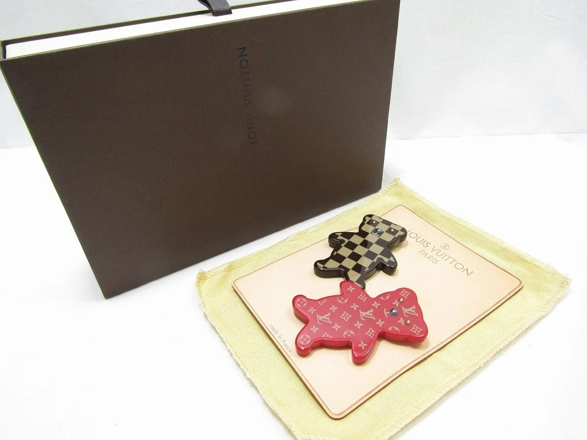 Louis Vuitton Fashion Brooches for sale | eBay
