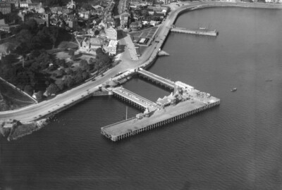 Dunoon showing Pier Esplanade and East Bay Scotland 1930s OLD PHOTO