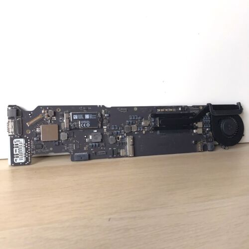 ✔️ Apple MacBook Air Logic Board 2015 A1466 13" - 2.2GHz i7 - 8GB - 820-00165-A