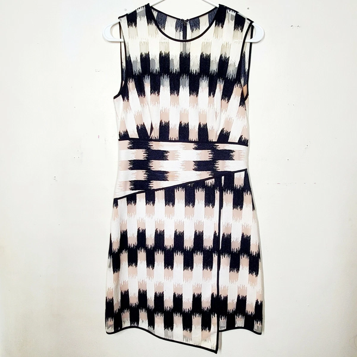 Bcbgmaxazria black and white dress cheap