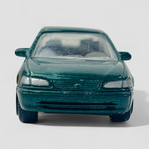 VHTF Toyota Corolla 1:64 Green Sedan Motormax 1995 E110 Diecast Loose - Picture 9 of 18