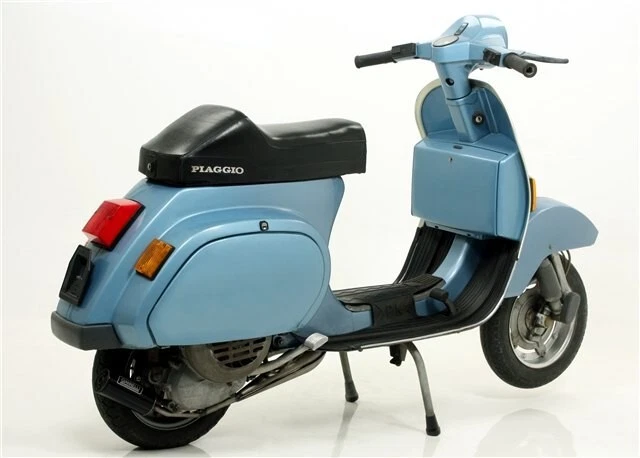 Coprimolleggio Coperchietto Mozzo Gris Foncé Pour VESPA 50 125 PK S XL AUTOMATI - Photo 2/4