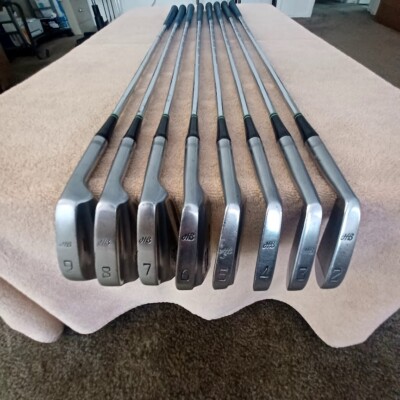 TZ GOLF - VINTAGE BLADES Louisville HB Grand Slam Reg. 260R 2-9