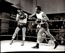 original boxing agency photograph Duilio Loi 009