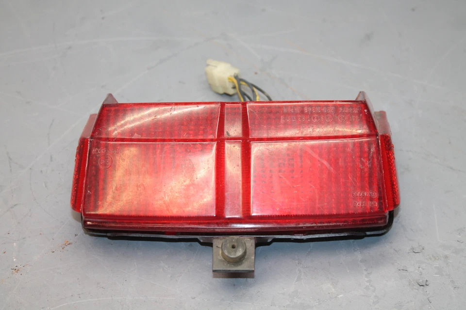 YAMAHA FJ1100 FJ1200 FJ1200A REAR TAIL TAILLIGHT BACK BRAKE LIGHT - Image 2 of 4