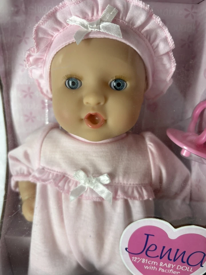 Melissa & Doug Mine to Love Jenna 12 7/8 英寸婴儿娃娃带奶嘴,柔软身体 — 第 2/4 张图片