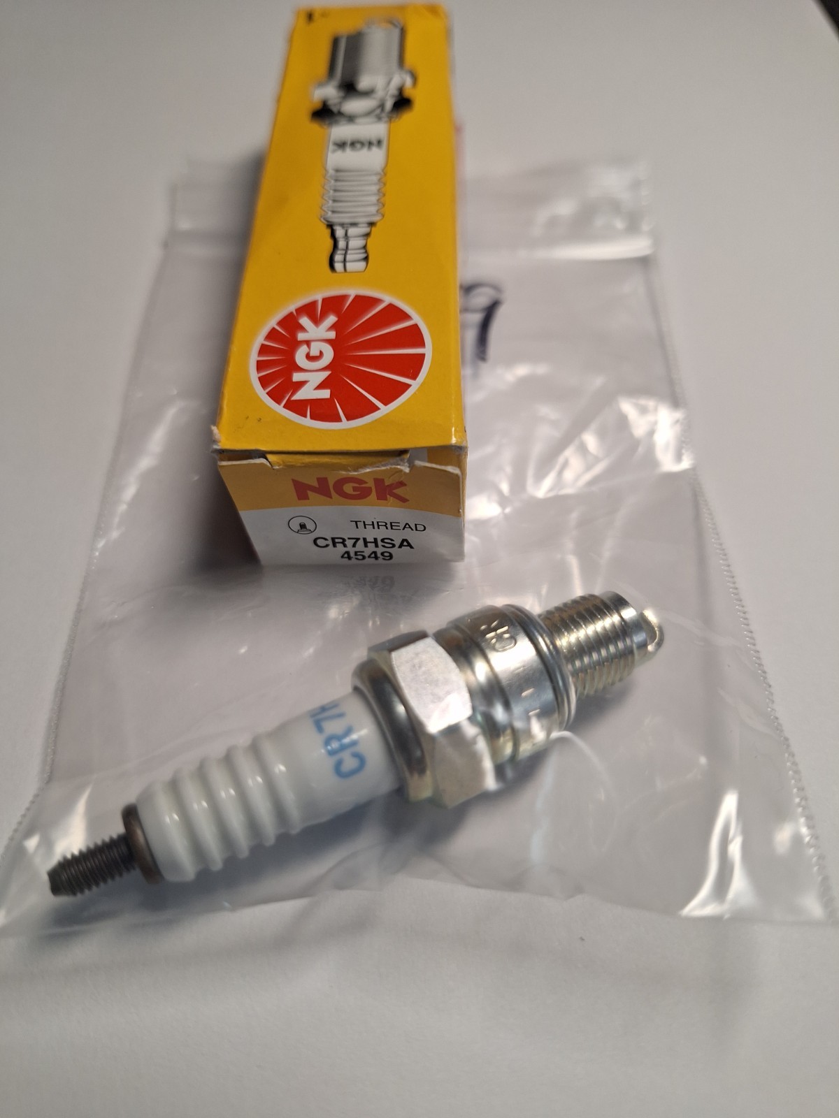 Pack Of 2 Genuine NGK Standard Spark Plugs.  CR7HSA 4549