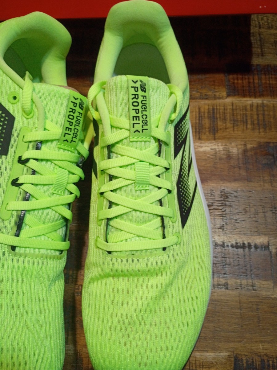Mens New Balance FuelCell Propel v5 MFCPRCJ5 Running Shoes Mint