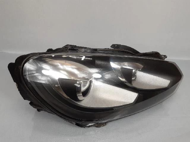 2010 Volkswagen Golf Right Xenon Headlight - Image 2 of 4