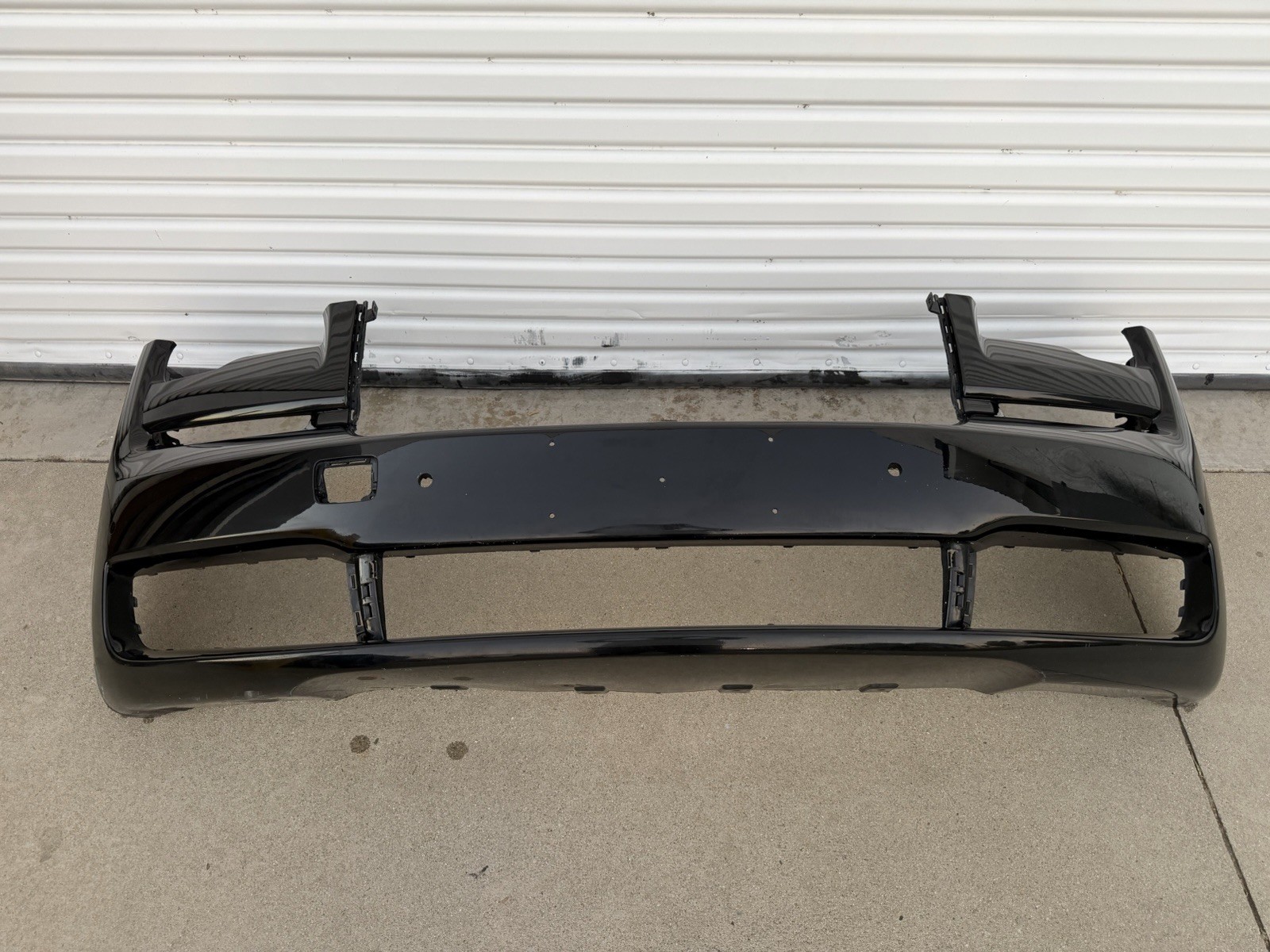 2018 2019 2020 Rolls Royce Ghost Front Bumper Cover 51117446939 OEM