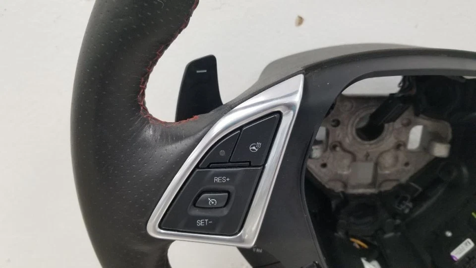 16 CHEVY CAMARO SS VOLANTE TÉRMICO CON MANDOS CUERO NEGRO Foto 3 de 4