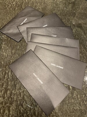 ysl all black envelope bolsa