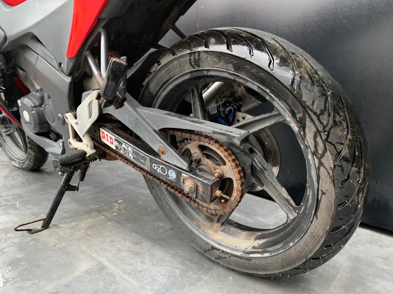 Honda CBR 125 cc 2013 LEARNER LEGAL PROJECT BIKE HPI CLEAR ULEZ