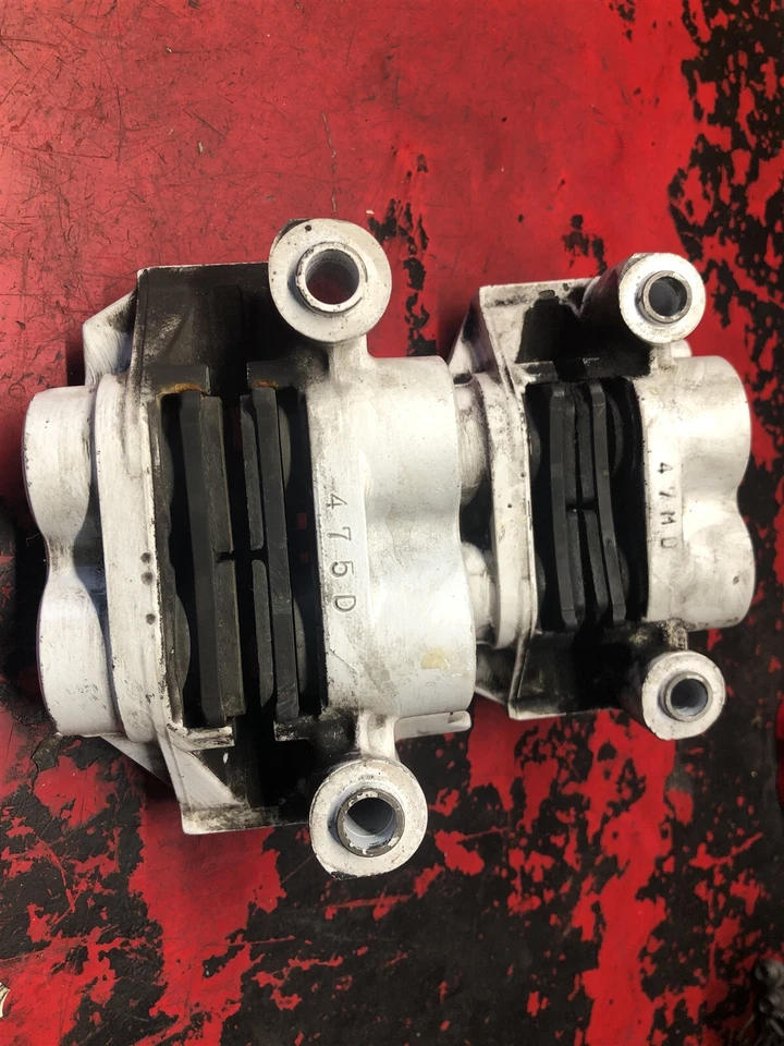 雅马哈 YZFR6 YZF R6 03 04 05 R6S 06 07 08 09 原始设备制造商 左前制动卡钳 — 第 4/4 张图片