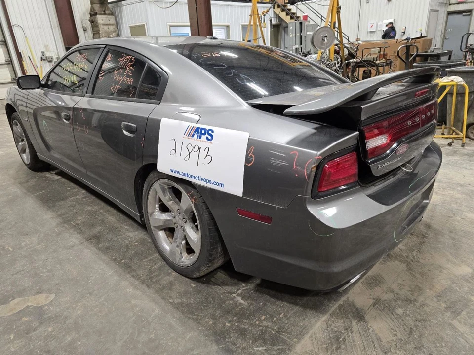 06 - 20 CARGADOR DODGE Arranque E846911 Foto 3 de 4