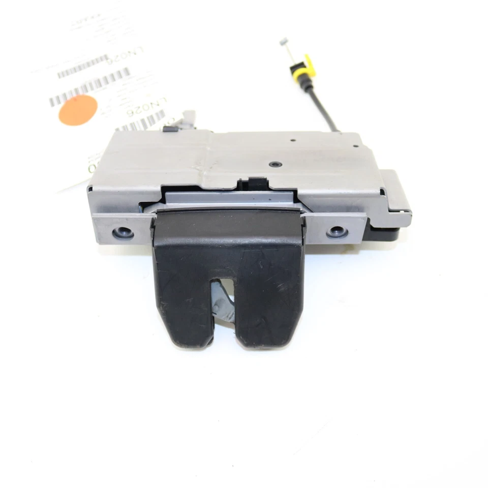 Volvo OEM Rear Liftgate Latch/Lock Assembly 31253053 w/Cable for XC90 03-14 - Image 2 of 3