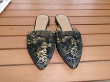 FRANCO SARTO BLACK GOLD BROCADE FLATS 6