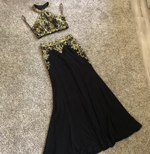 Camille La Vie Two Piece Sleeveless Beaded Tank maxi Skirt Size 2 Black Gold