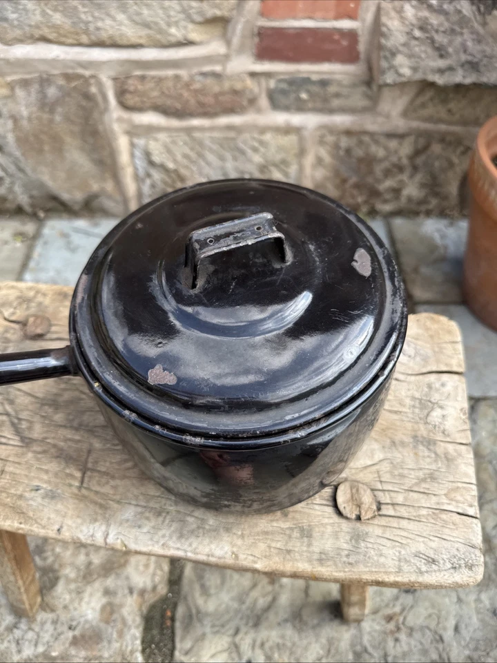 Vintage Gypsy Pan Black Enamel Long Handle Campfire Camping Heavy With Lid - Image 4 of 4