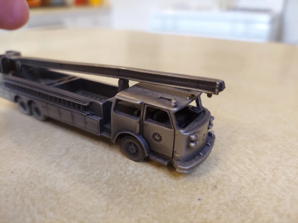 Vintage Franklin Mint Pewter Vehicle Lot of 5 Fire Engines of The World Set 1988 - Image 4 of 4