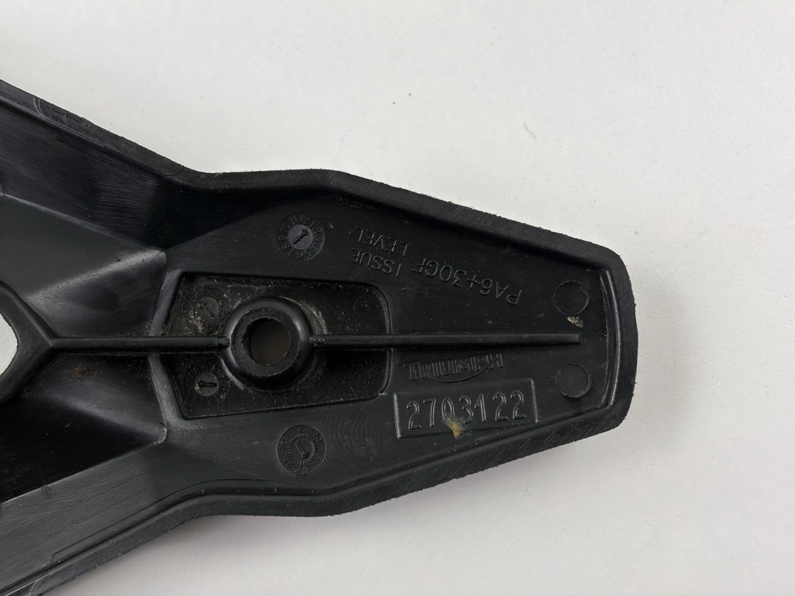 T2703122 | Triumph | Rear Mudguard