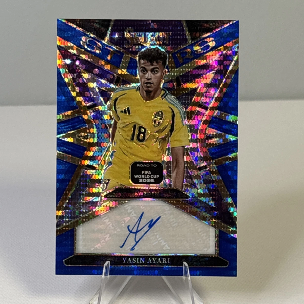 25+ Sweden Soccer Original Autographed Sports Trading Cards