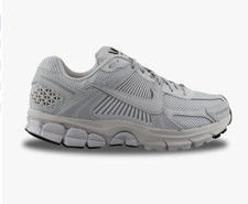 NEW Nike Zoom Vomero 5 Vast Grey - Men's size 4, Women's size 5.5