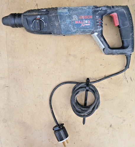 Not Tested Bosch Bulldog Xtreme 11255VSR 1in Corded Hammer Drill Parts or Repair