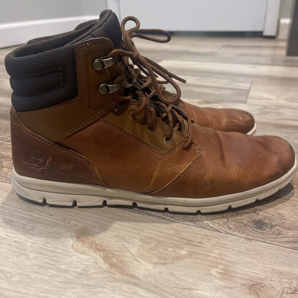 Timberland Graydon Mens 10.5 Brown Leather Chukka Sneaker  display picture 2