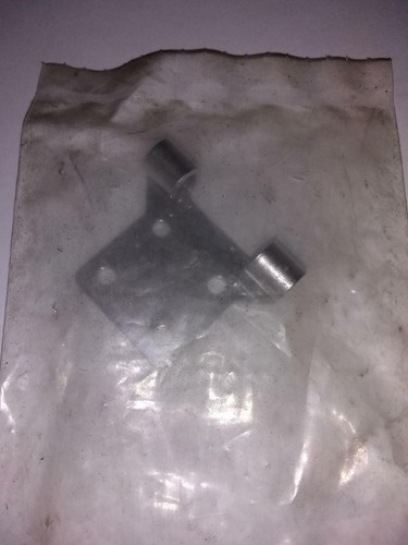 Genuine Harley Davidson Bottom Hinge Plate P/N: 53447-87 - Picture 2 of 2