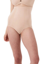 NEW 68 SPANX ONCORE HIGH WAIST BRIEFS SOFT NUDE SZ S