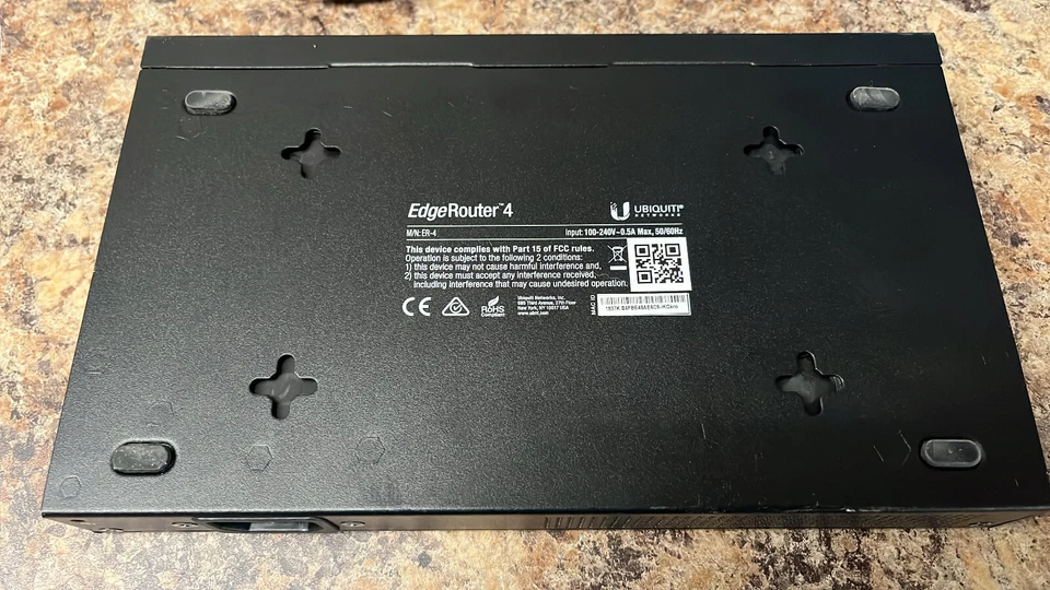 Ubiquiti ER-4 Networks Edgerouter 4 Ethernet Lan Black Wired Router - Image 3 of 3