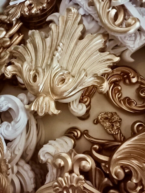 Elementos De Yeso En Oro - Variantes Diferentes - Decoración En Relieve - Imagen 4 de 4