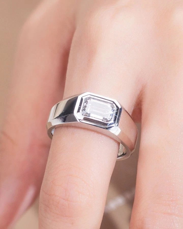 Fake diamond mens best sale rings