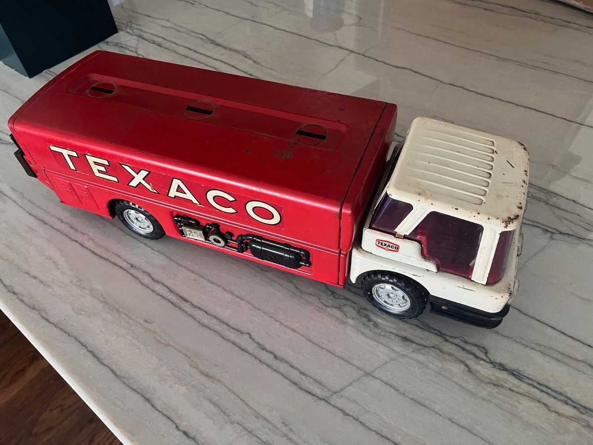 TEXACO 赤 タンクローリートラック　 全長６０cm！ Buddy L TEXACO タンクローリー 60cm | ブリキのおもちゃ