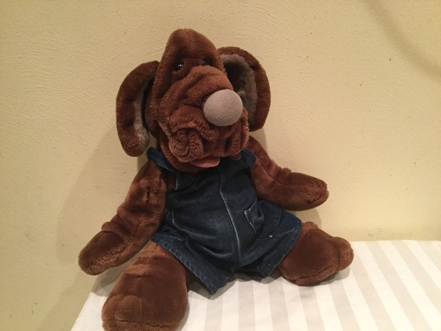 1981 wrinkles dog puppet
