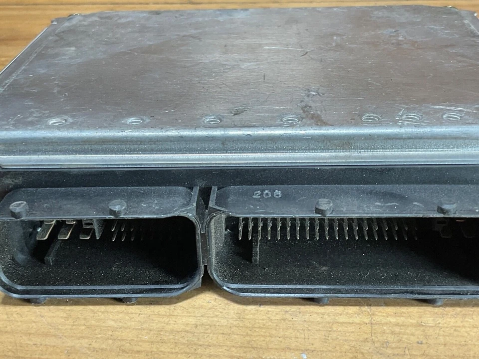 Módulo informático motor Audi A4 2001 ECU ECM 4B0 906 018 M Foto 2 de 4