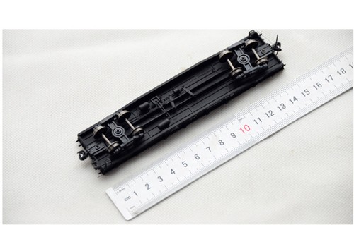 Orangutan (Xing Xing) China Railway NX70 Flat Car (HO scale) - Picture 2 of 4