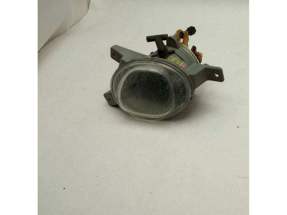Противотуманная фара передняя правая для пассажира Volvo V70 XC70 подходит для 2001-2007 01 02 03 04 - Изображение 3 из 4