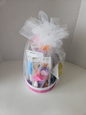 Munchkin Baby Bathing & Grooming Gift Set Unisex Pink Multicolor Soft Tip Spoons