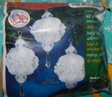 The Beadery beaded Christmas tree ornament kit NIP makes 3 holiday bead white