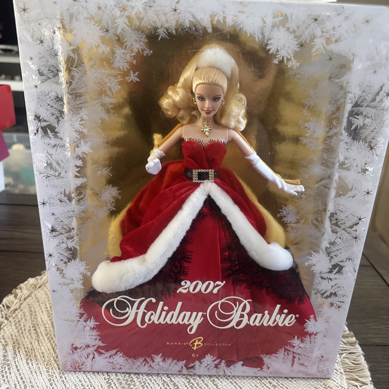 Holiday Barbie Doll Blonde Mattel 2007 Red Santa Dress Christmas New NRFB