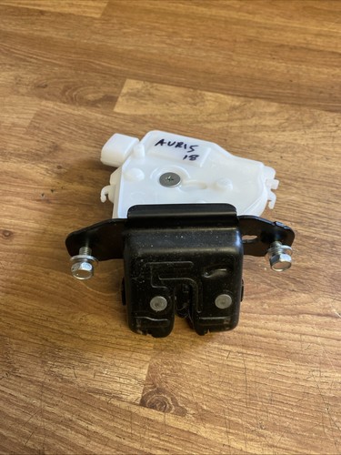 Toyota Auris 2018 puerta trasera tapa maletero bloqueo 2012-2018 - Imagen 1 de 8