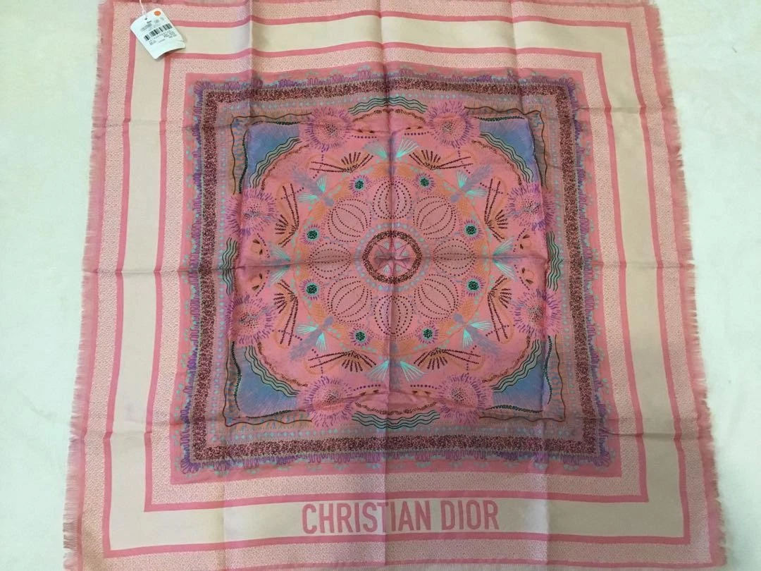 Foulard CHRISTIAN DIOR 70cm*70cm