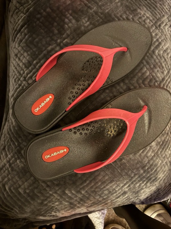 Okabashi women’s sandals M/L deep pink NWOT flip flops