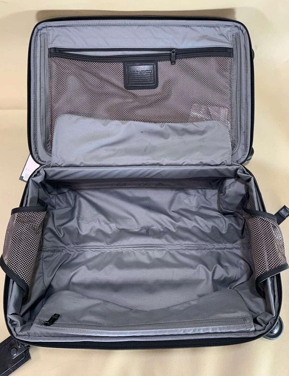 tumi 22060d2