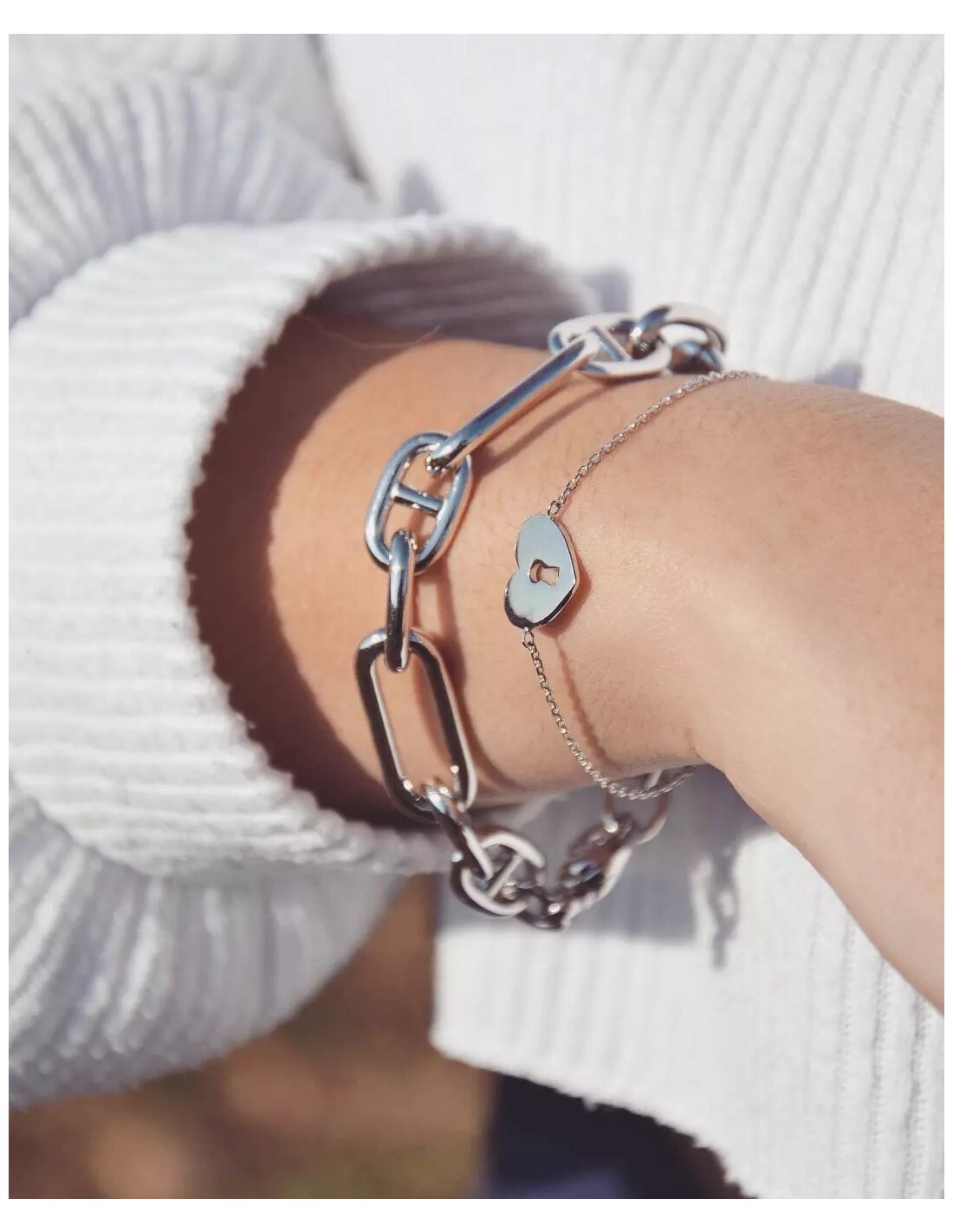 Bracelet grosses mailles en argent massif pour un look chic et moderne au quotidien