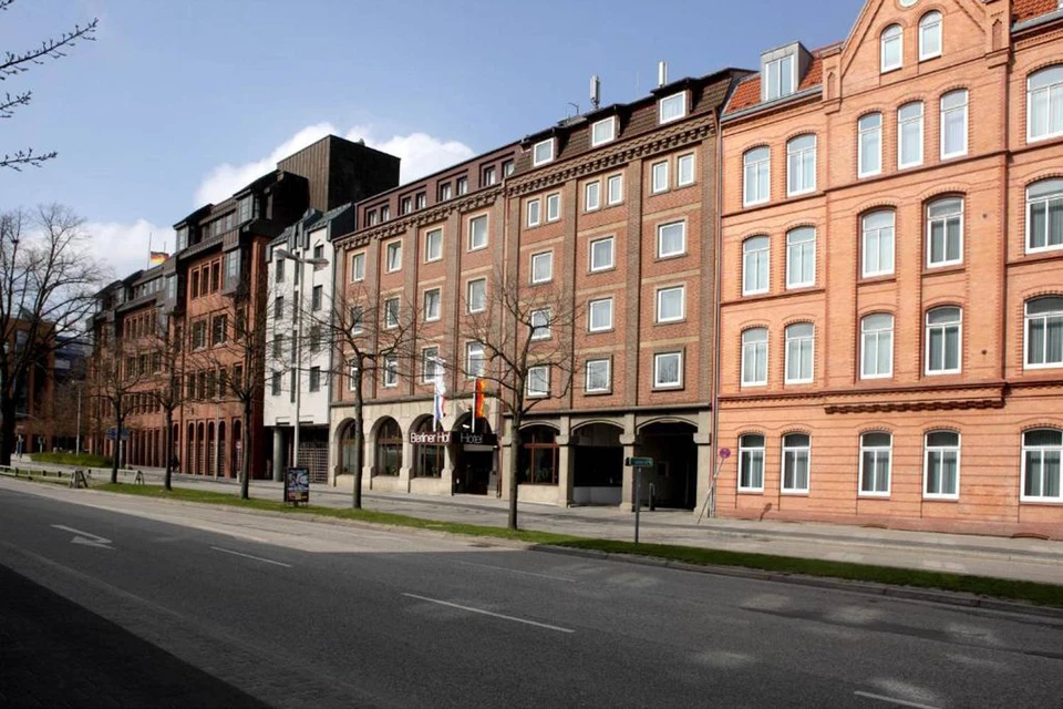 4 Tage Kurzurlaub für zwei im Hotel Berliner Hof in Kiel Gutschein Reise Ostsee - Bild 3 von 4